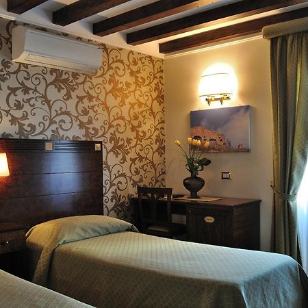 Al Casaletto Hotel Rome Bagian luar foto